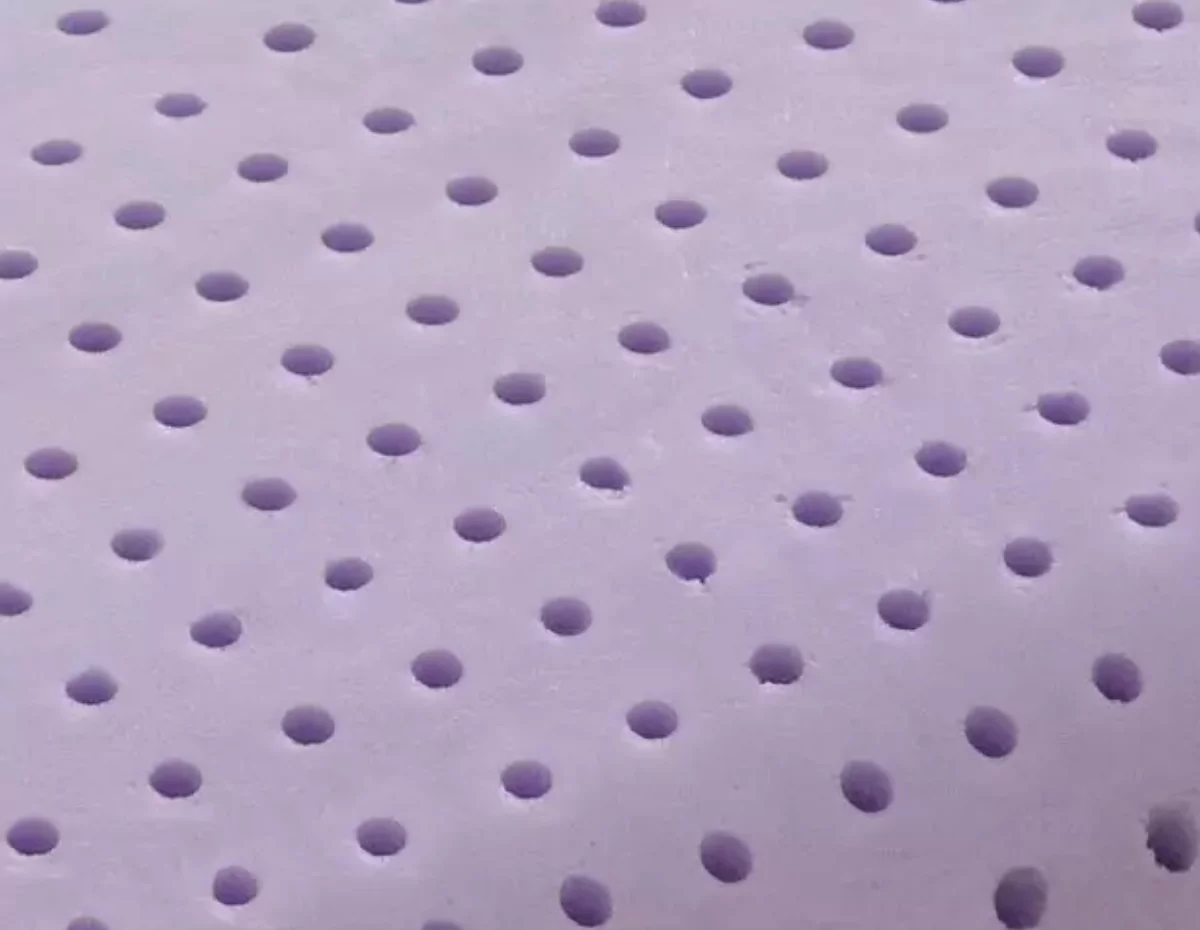 Латекс LAVENDER - обладает успокоительным эффектом, снимает нервное напряжение, улучшает циркуляцию крови и способствует быстрому засыпанию.